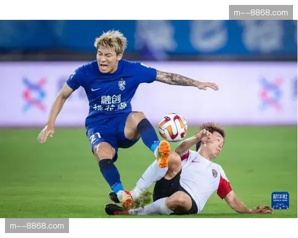 三镇防线专注度不足，海牛五分钟连击暴露肋部空档